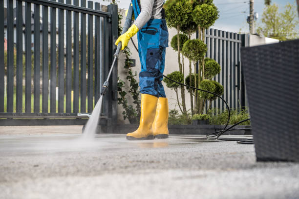 Best Commercial Pressure Washing  in Ensley, FL